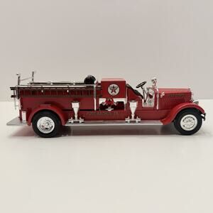 ERTL Collectibles Texaco 1929 Mack Fire Truck Bank Collectors Series 15 DieCast